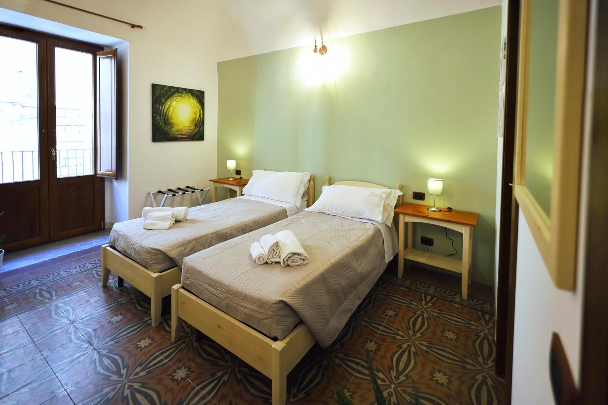Cataneasy Rooms Exterior photo